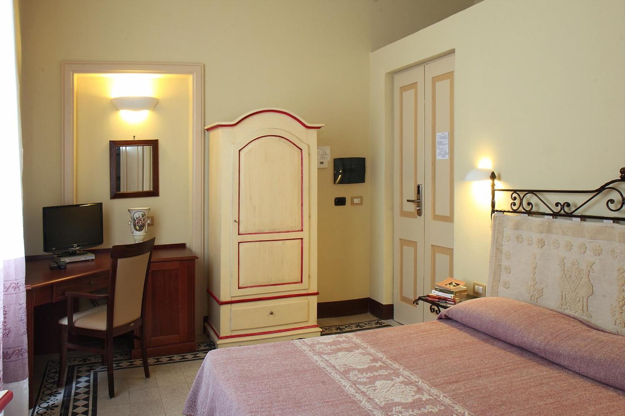 Hotel Villa Gli Asfodeli Tresnuraghes Quarto foto