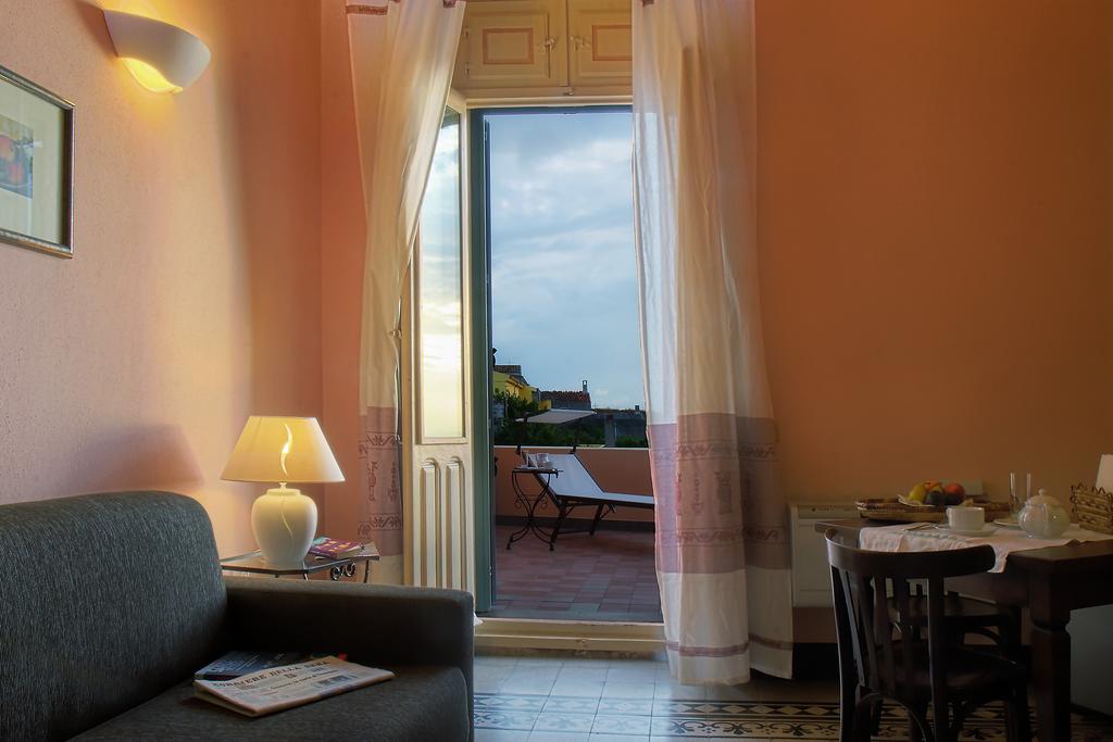 Hotel Villa Gli Asfodeli Tresnuraghes Exterior foto